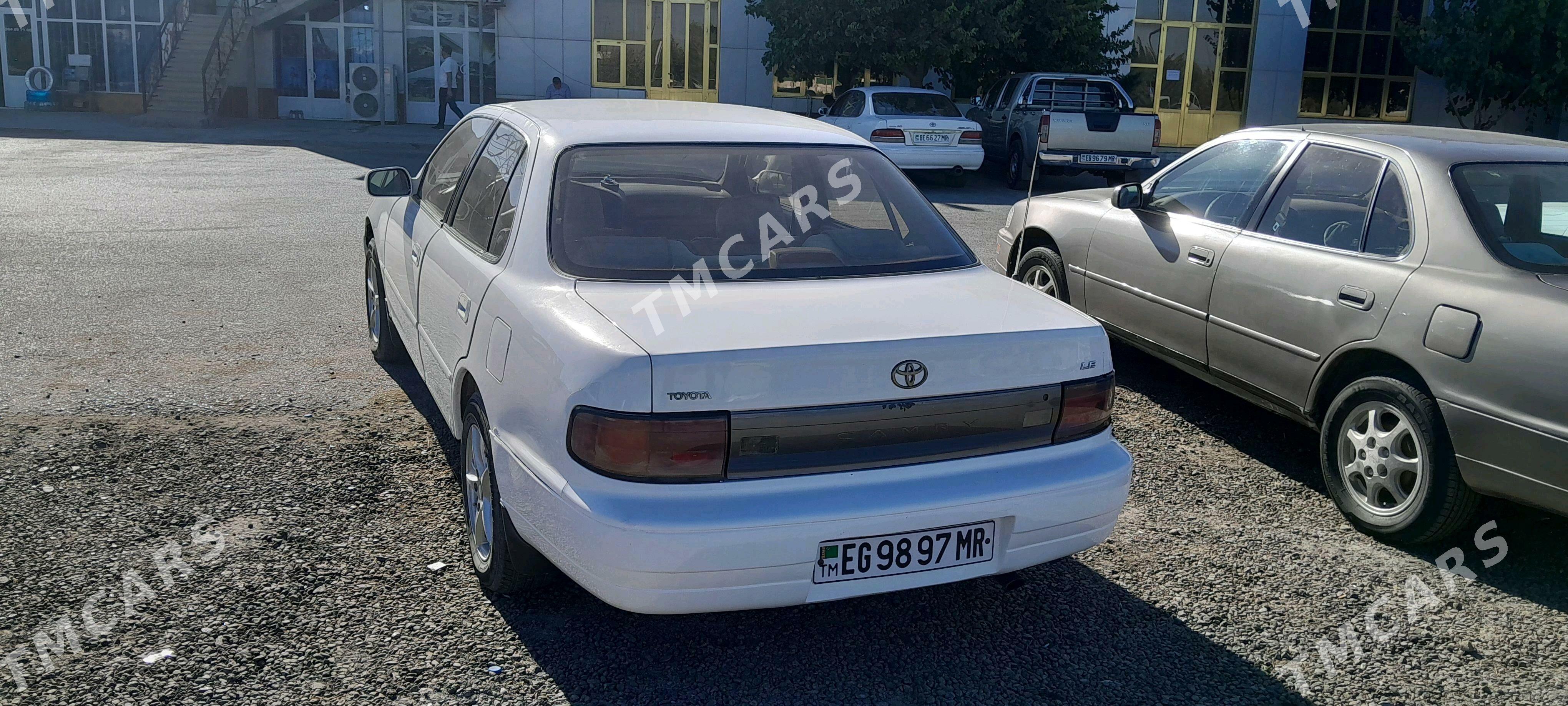 Toyota Camry 1994 - 75 000 TMT - Мары - img 4