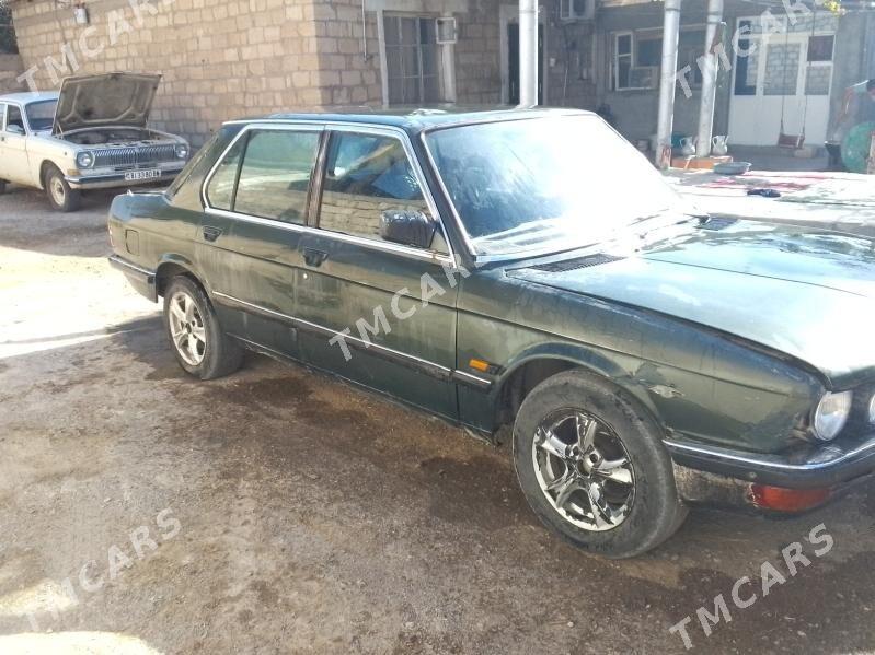BMW 525 1982 - 12 000 TMT - Гызыларбат - img 2