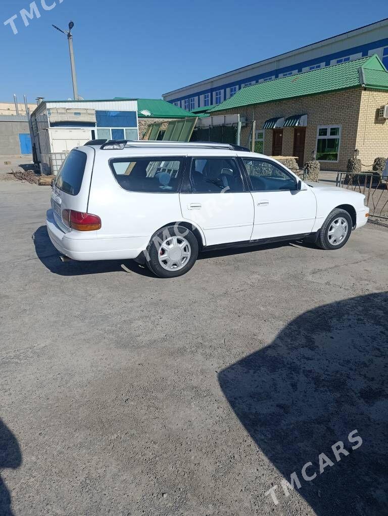 Toyota Camry 1994 - 80 000 TMT - Мары - img 3