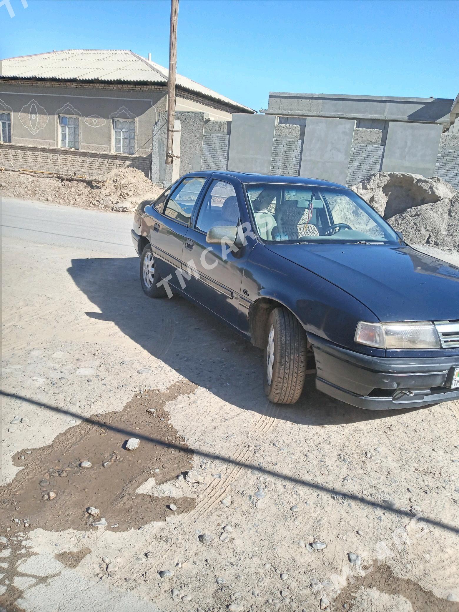 Opel Vectra 1990 - 30 000 TMT - Мары - img 4