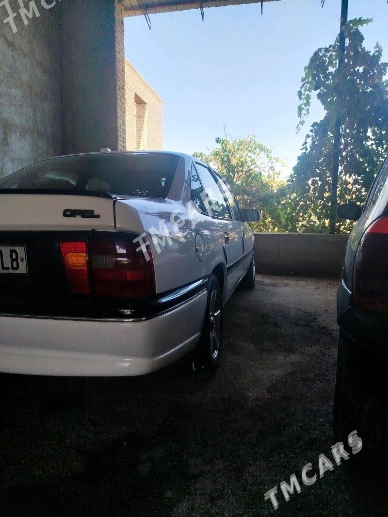 Opel Vectra 1994 - 28 000 TMT - Çärjew - img 5