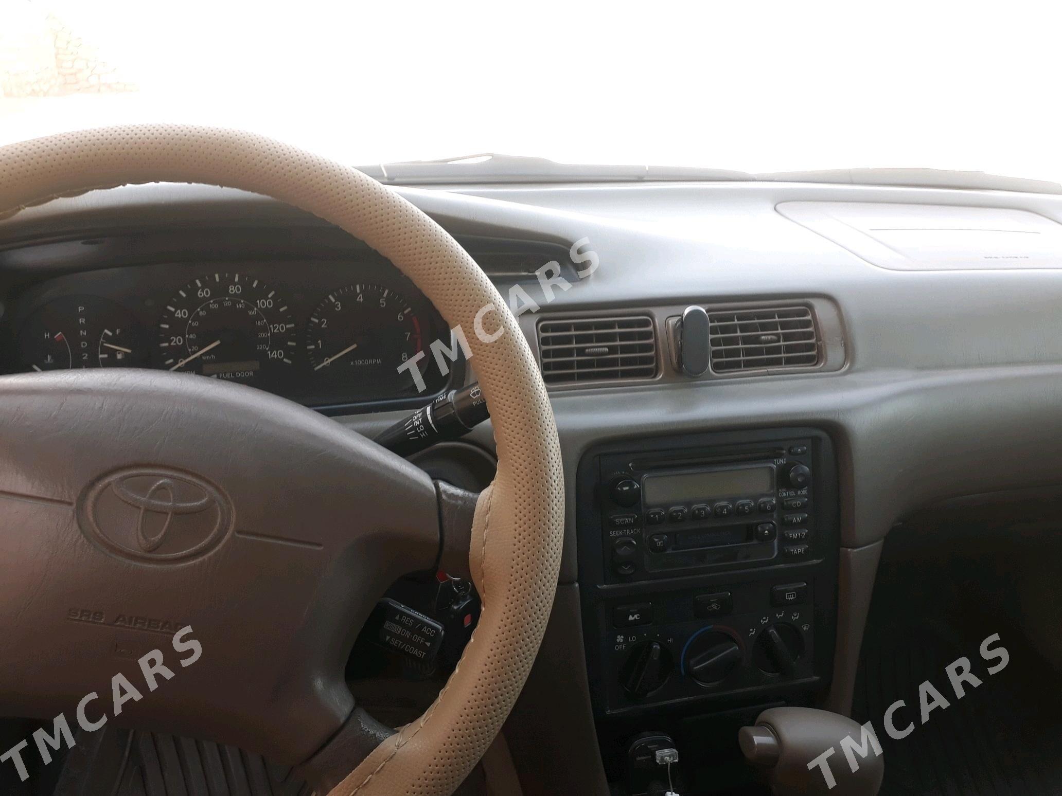 Toyota Camry 2001 - 125 000 TMT - Türkmenbaşy - img 3
