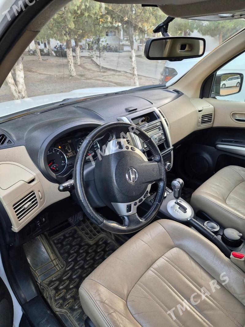 Nissan X-Trail 2011 - 220 000 TMT - Мир 4 - img 5