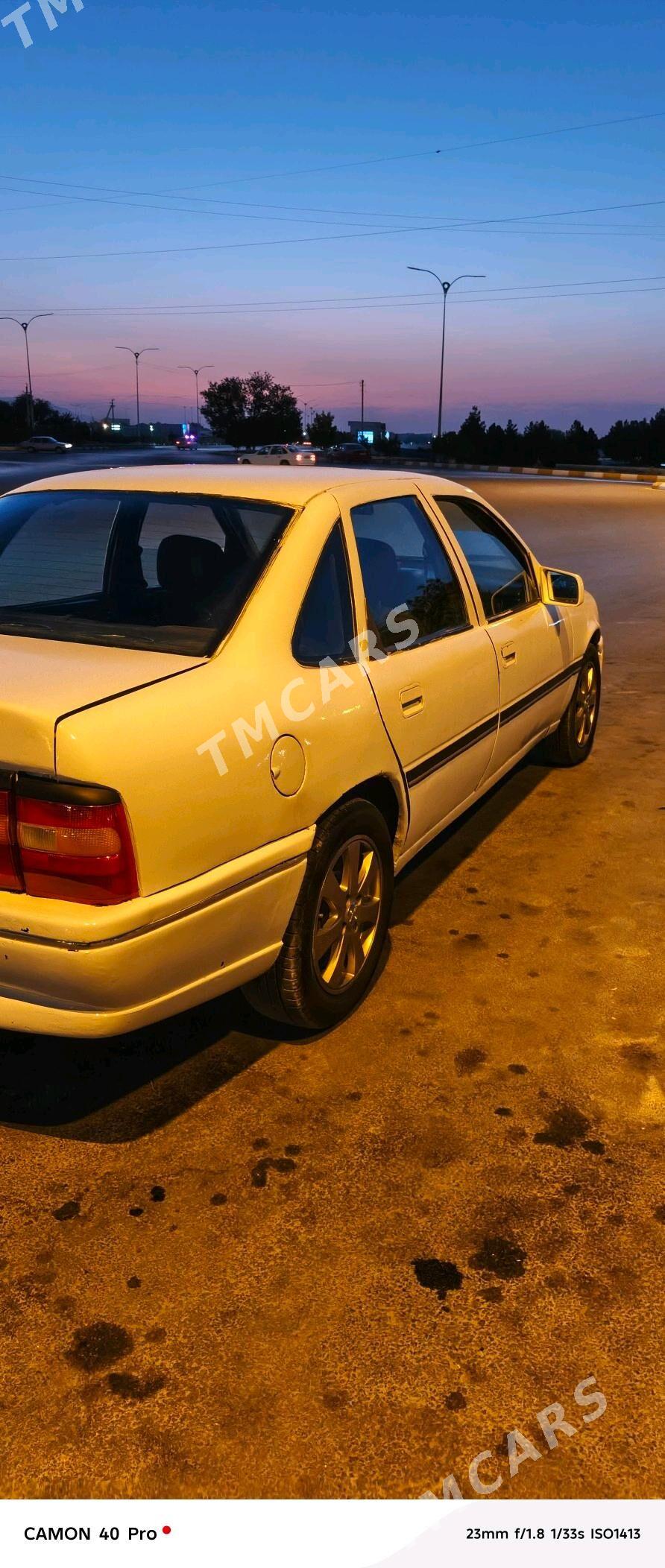 Opel Vectra 1991 - 30 000 TMT - Бахарден - img 5