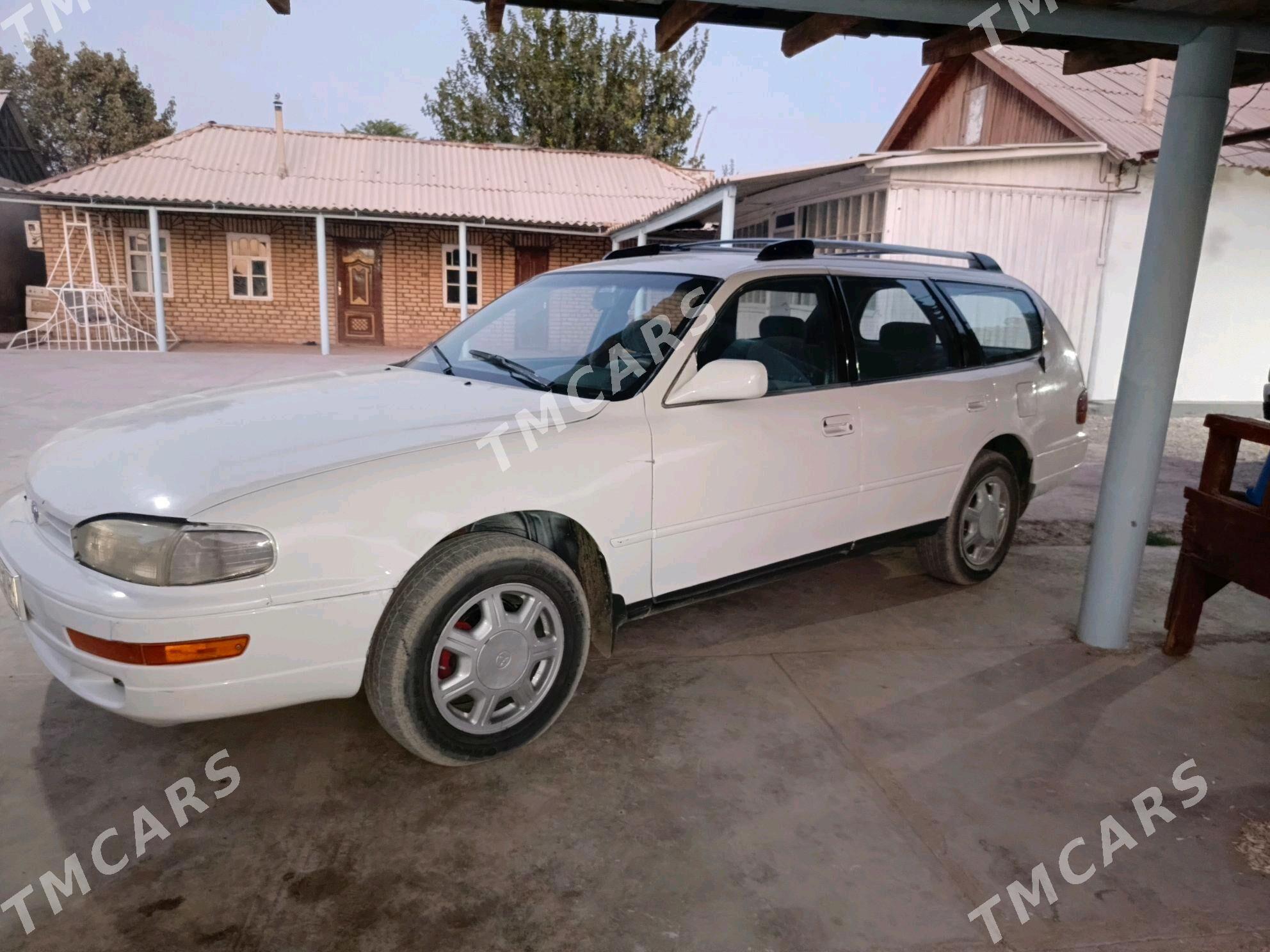 Toyota Camry 1994 - 80 000 TMT - Мары - img 2