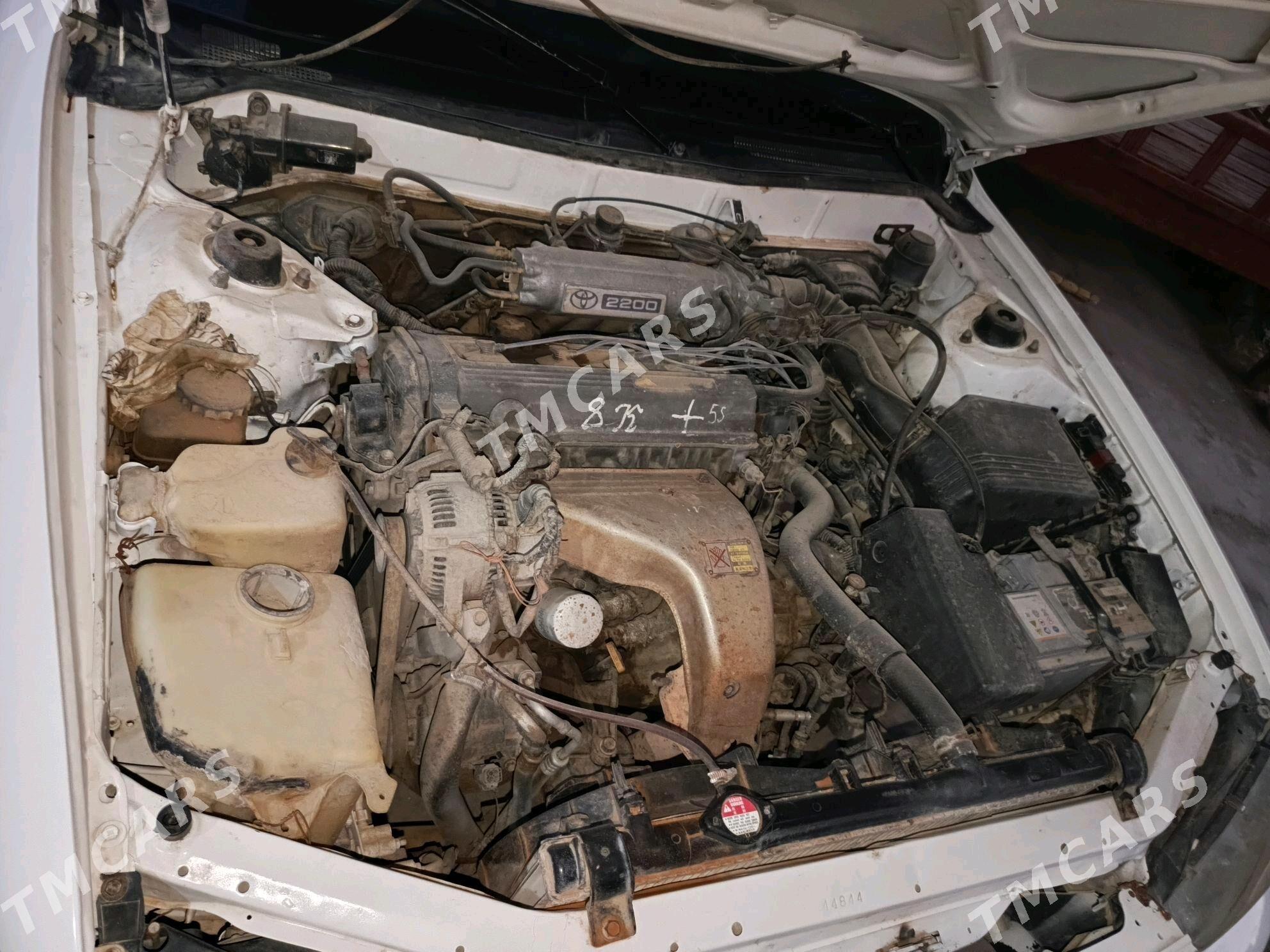 Toyota Camry 1994 - 80 000 TMT - Мары - img 5
