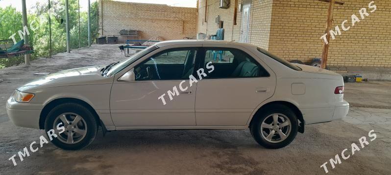 Toyota Camry 1999 - 130 000 TMT - Саят - img 6