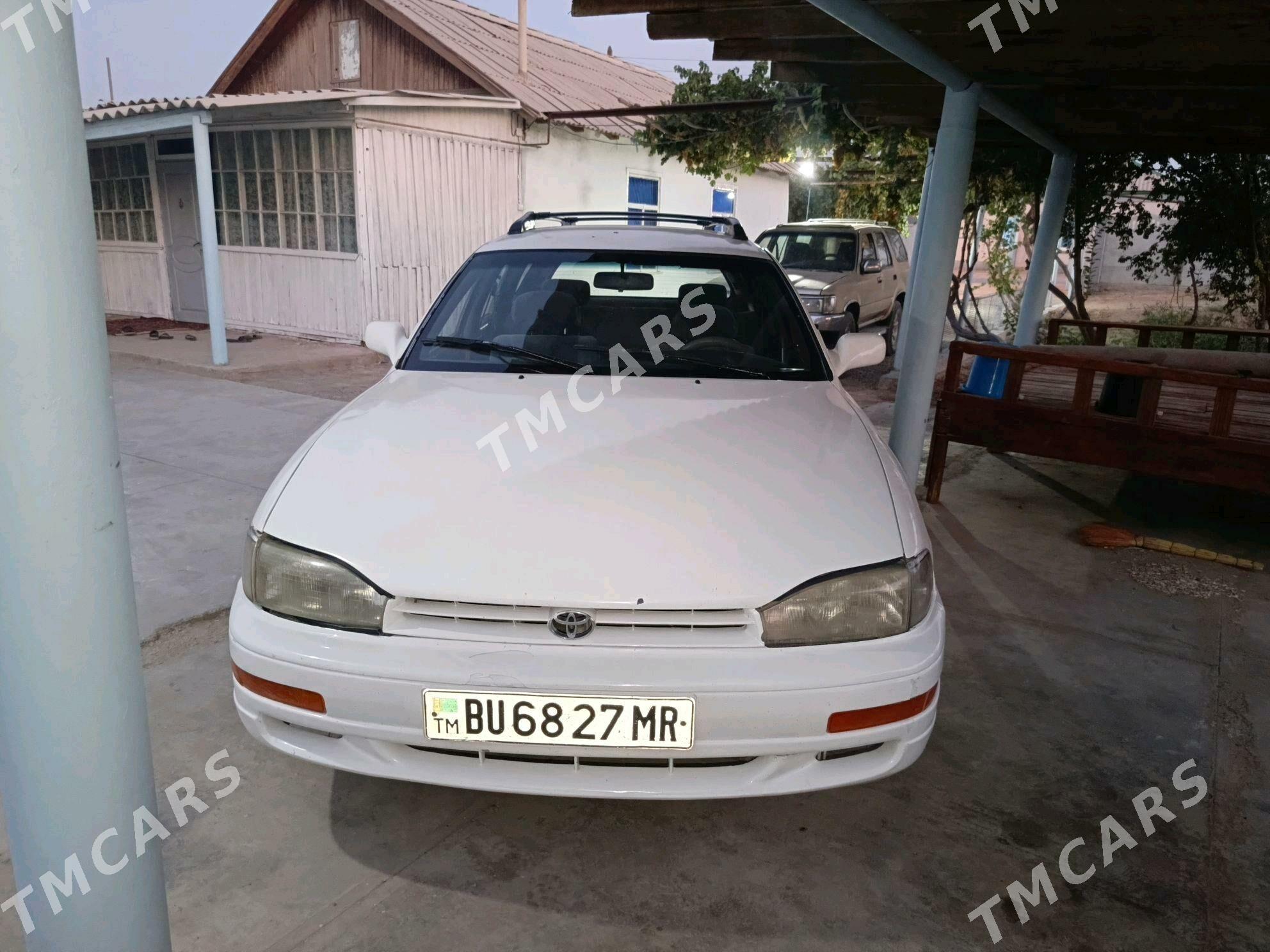Toyota Camry 1994 - 80 000 TMT - Мары - img 4