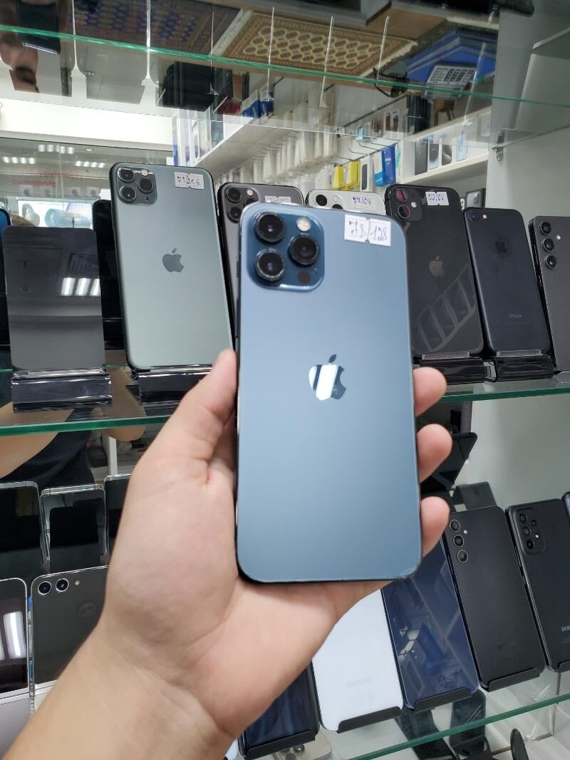 iphone 12 pro max - Торговый центр "15 лет Независимости" - img 2