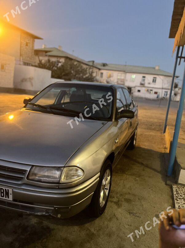 Opel Astra 1992 - 40 000 TMT - Türkmenbaşy - img 3