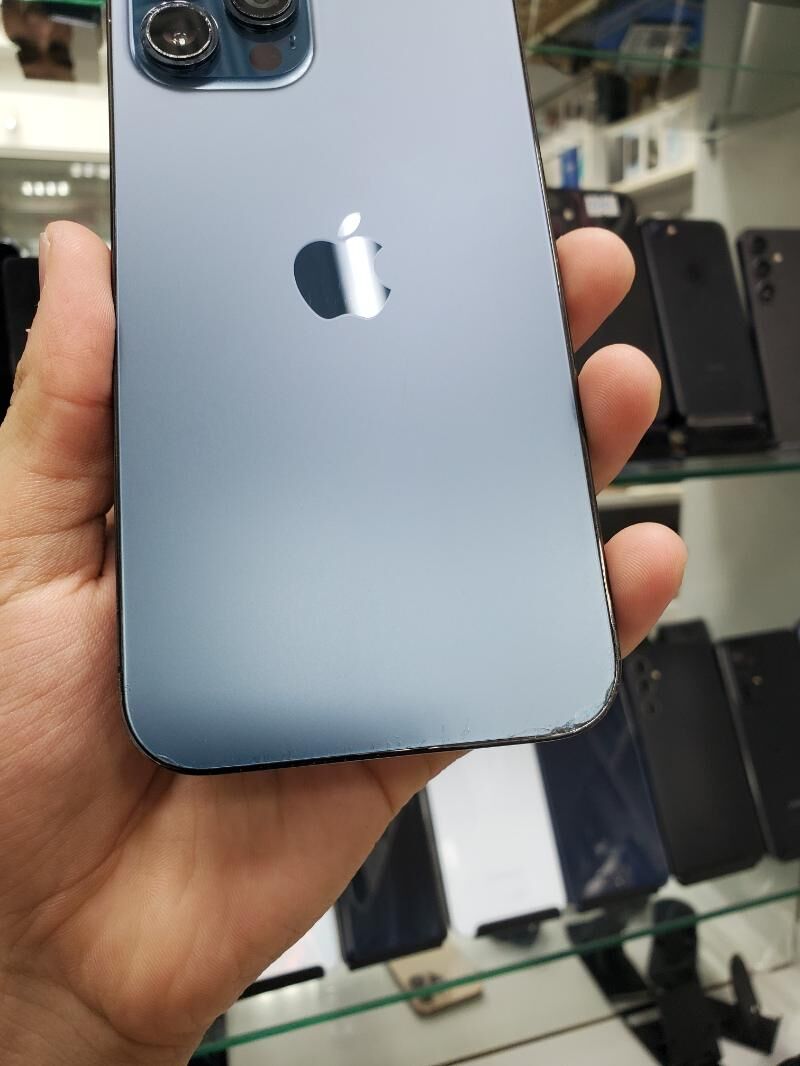 iphone 12 pro max - Торговый центр "15 лет Независимости" - img 4