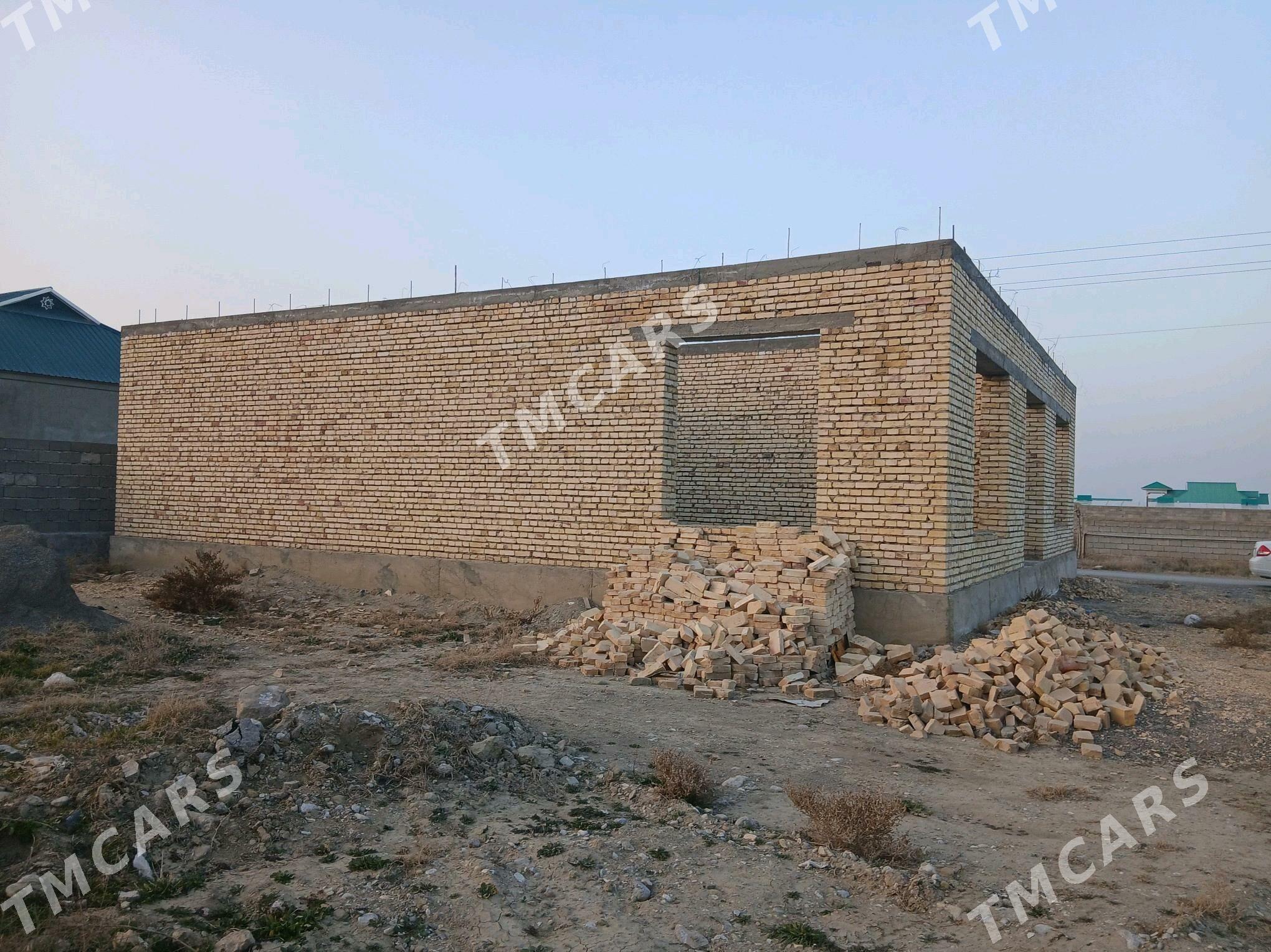 mellek gazy tok bar yeri gowy - Гёкдепе - img 2
