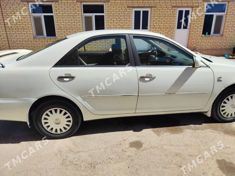 Toyota Camry 2005 - 160 000 TMT - Мары - img 2