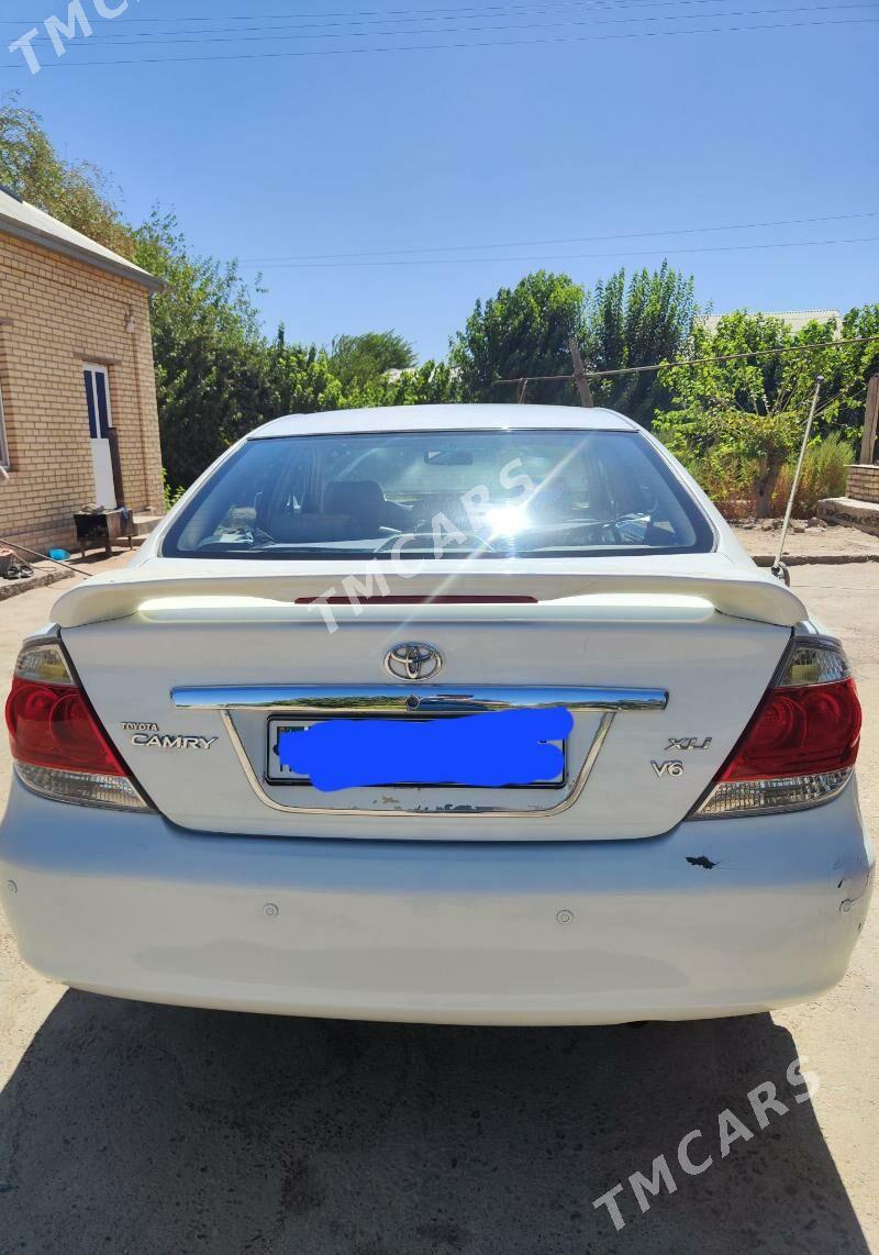 Toyota Camry 2005 - 160 000 TMT - Мары - img 3
