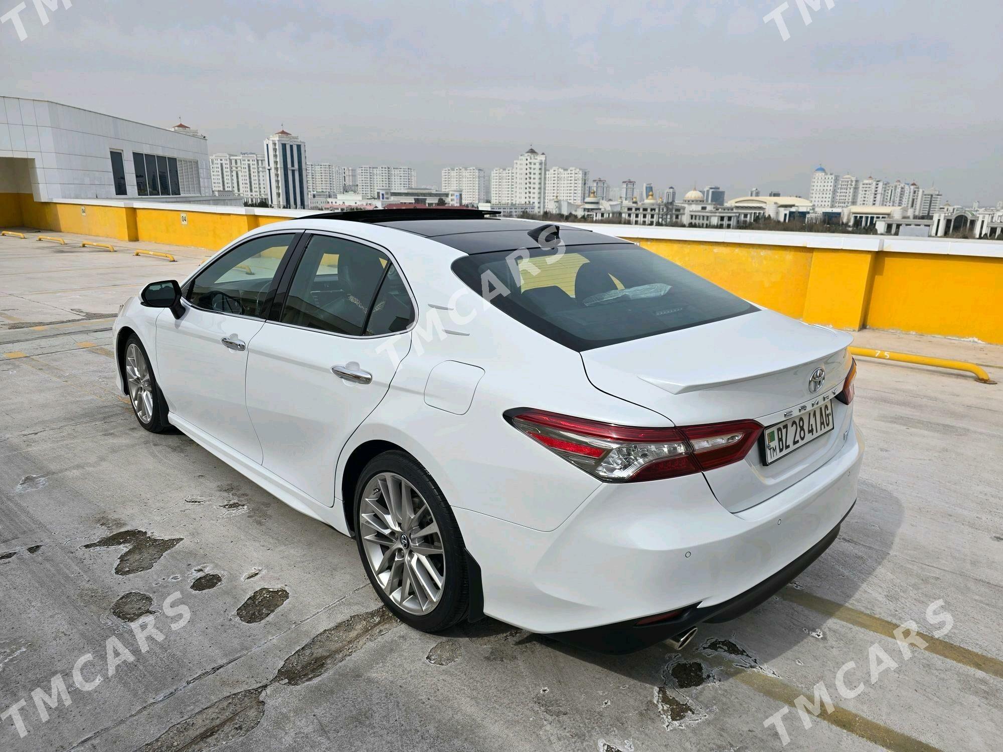Toyota Camry 2019 - 395 000 TMT - Ашхабад - img 4