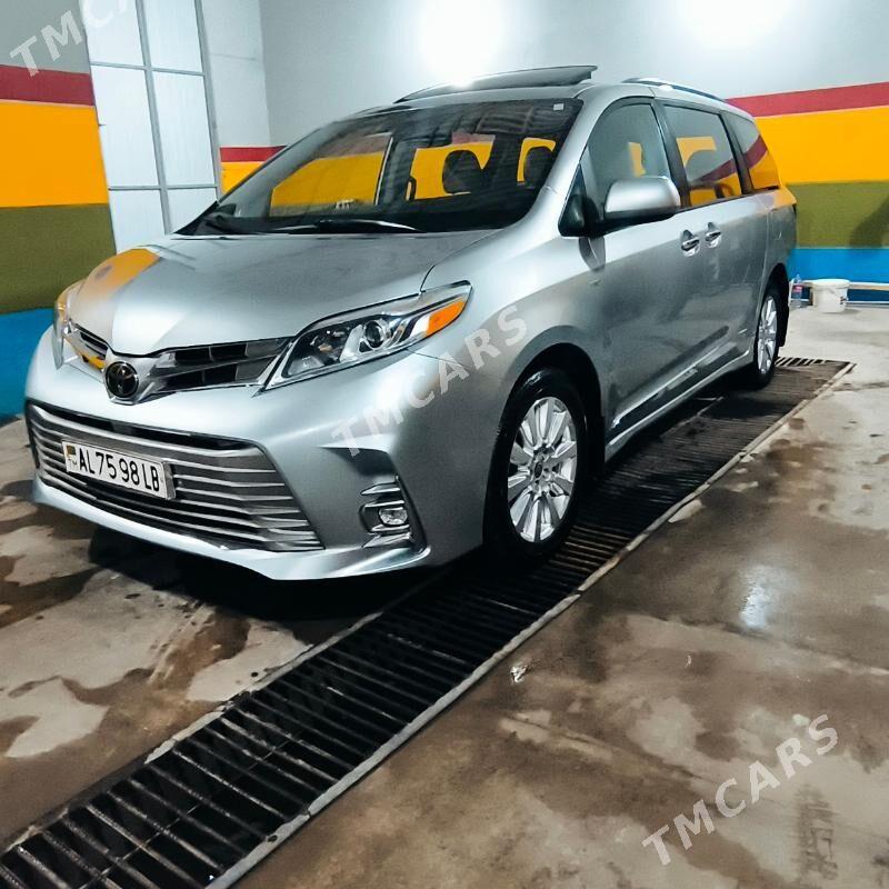 Toyota Sienna 2020 - 480 000 TMT - Дянев - img 5