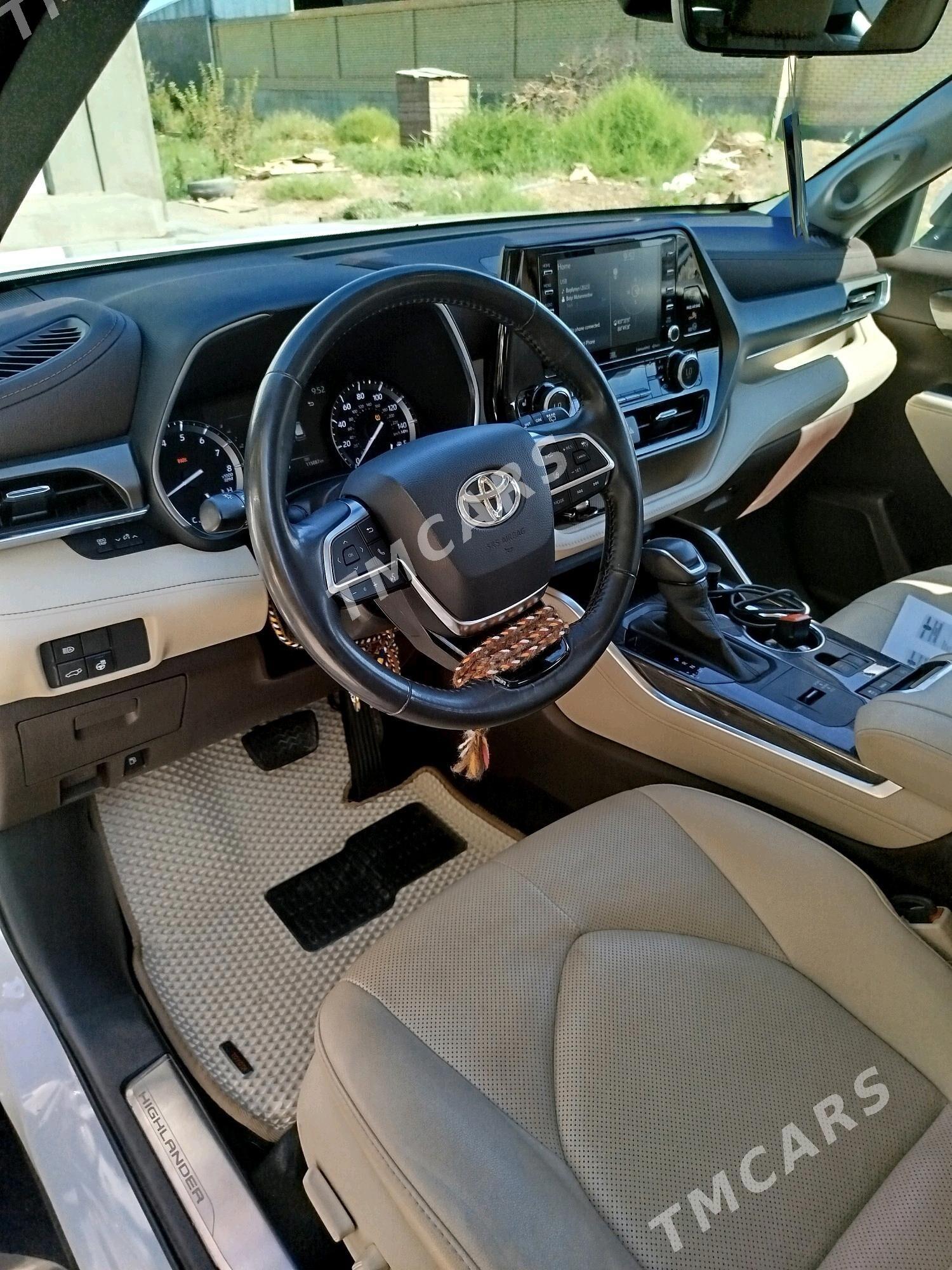 Toyota Highlander 2020 - 640 000 TMT - Мары - img 2