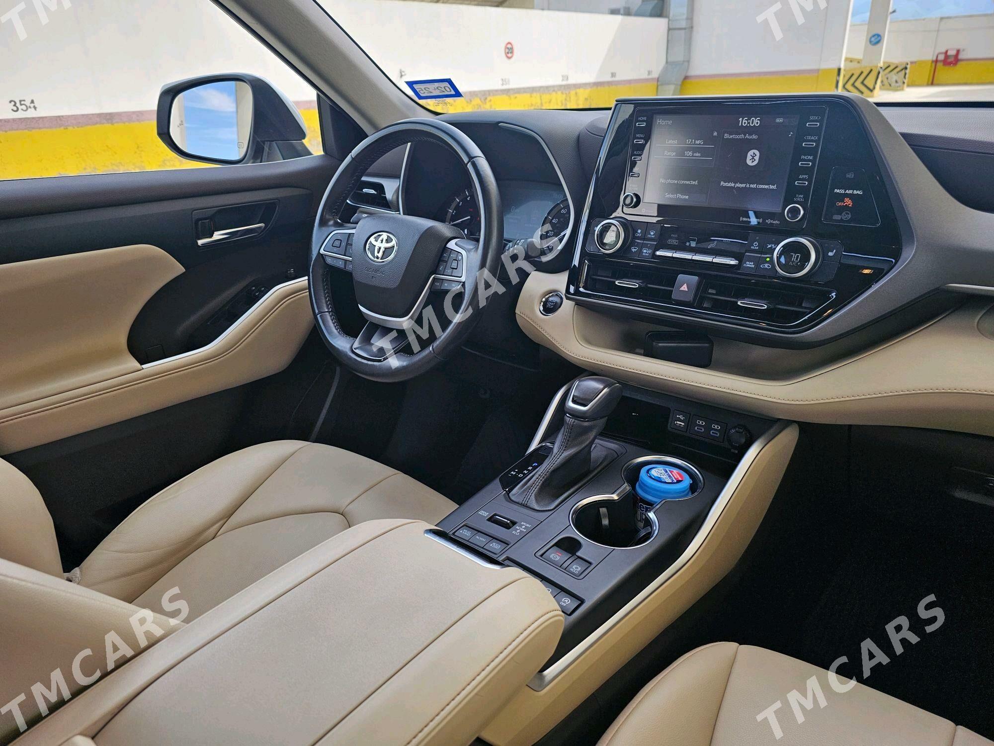 Toyota Highlander 2022 - 660 000 TMT - Aşgabat - img 5