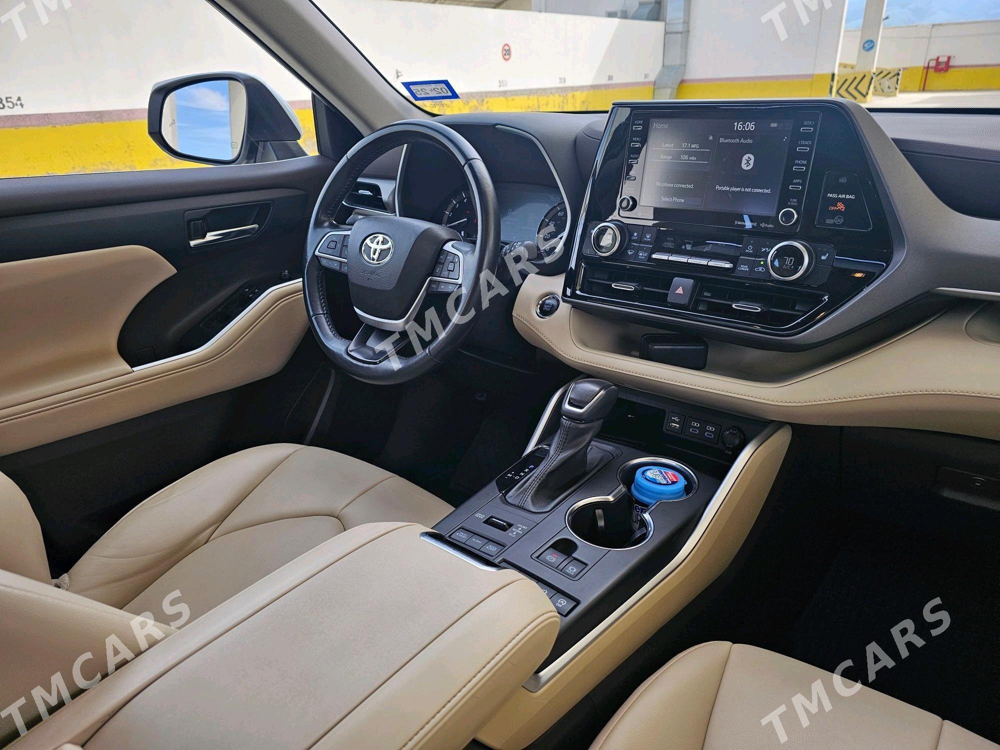 Toyota Highlander 2022 - 660 000 TMT - Aşgabat - img 6