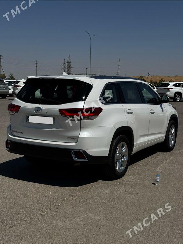 Toyota Highlander 2018 - 550 000 TMT - Ашхабад - img 3