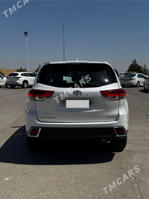Toyota Highlander 2018 - 550 000 TMT - Ашхабад - img 5