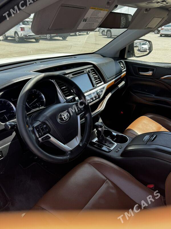 Toyota Highlander 2018 - 550 000 TMT - Ашхабад - img 7