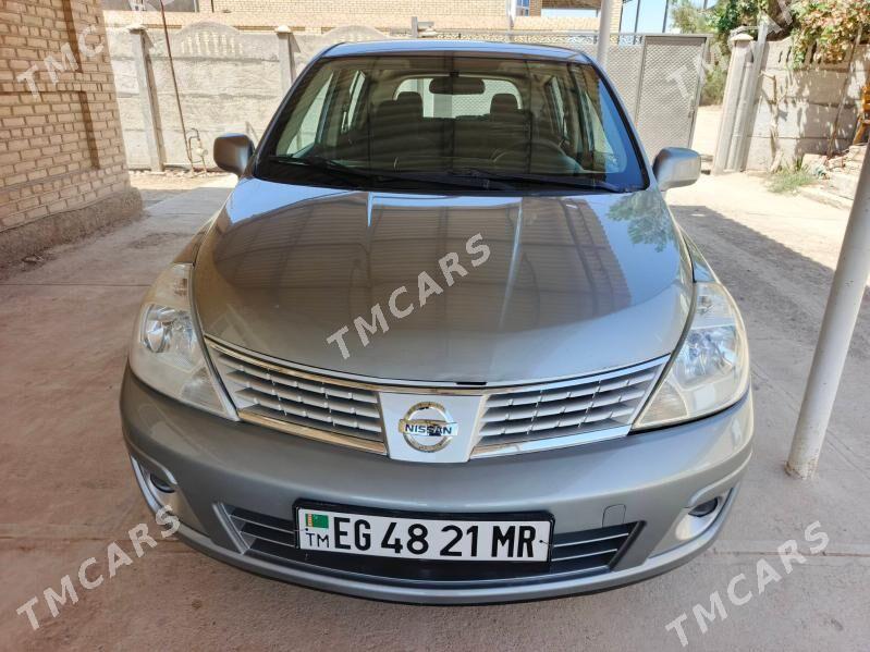 Nissan Versa 2010 - 100 000 TMT - Mary - img 4