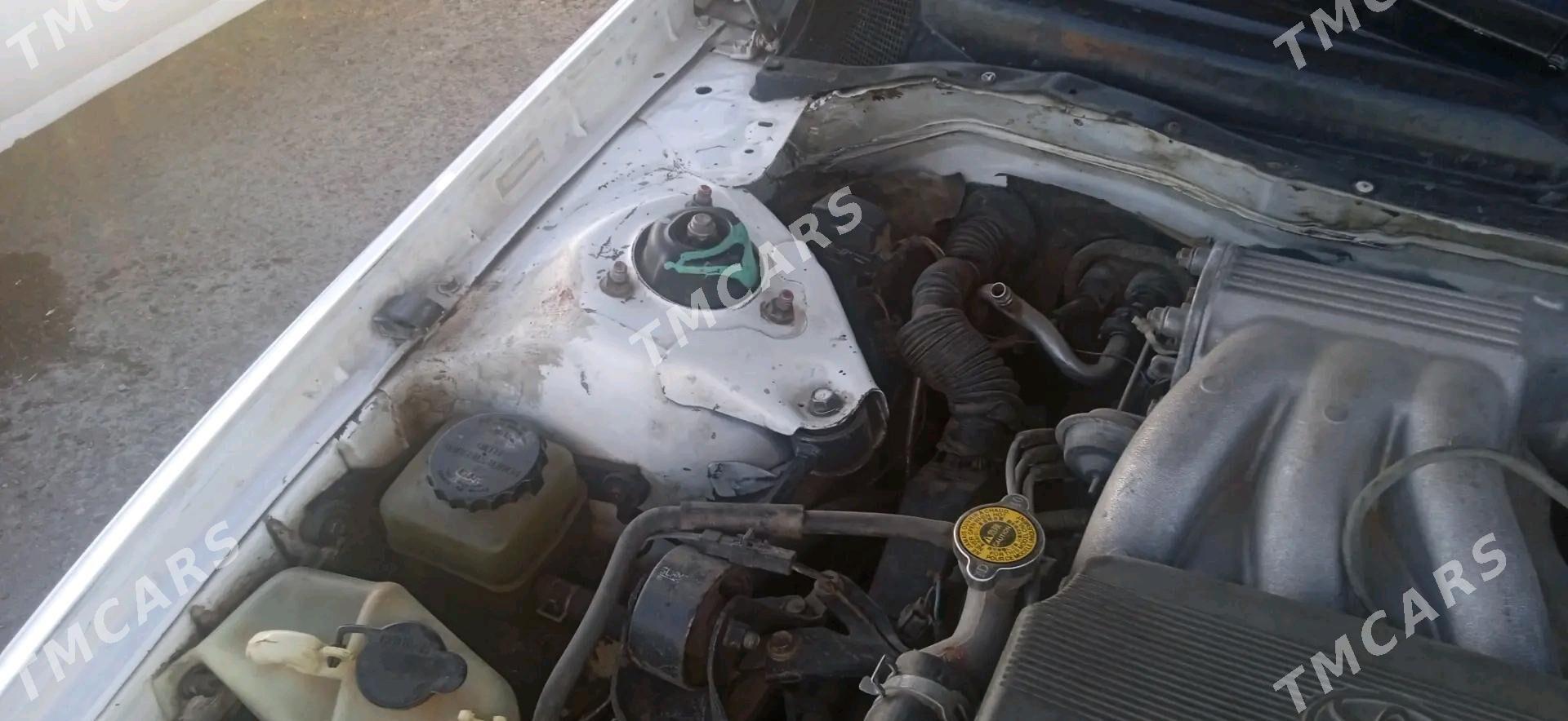 Toyota Camry 2000 - 138 000 TMT - Görogly (Tagta) - img 3