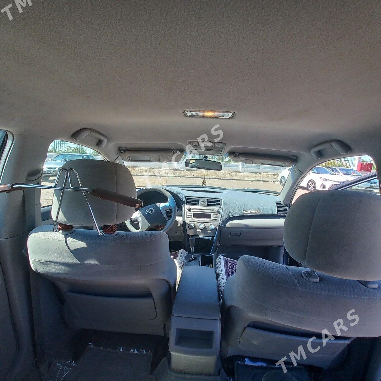Toyota Camry 2010 - 185 000 TMT - Gurbansoltan Eje - img 5