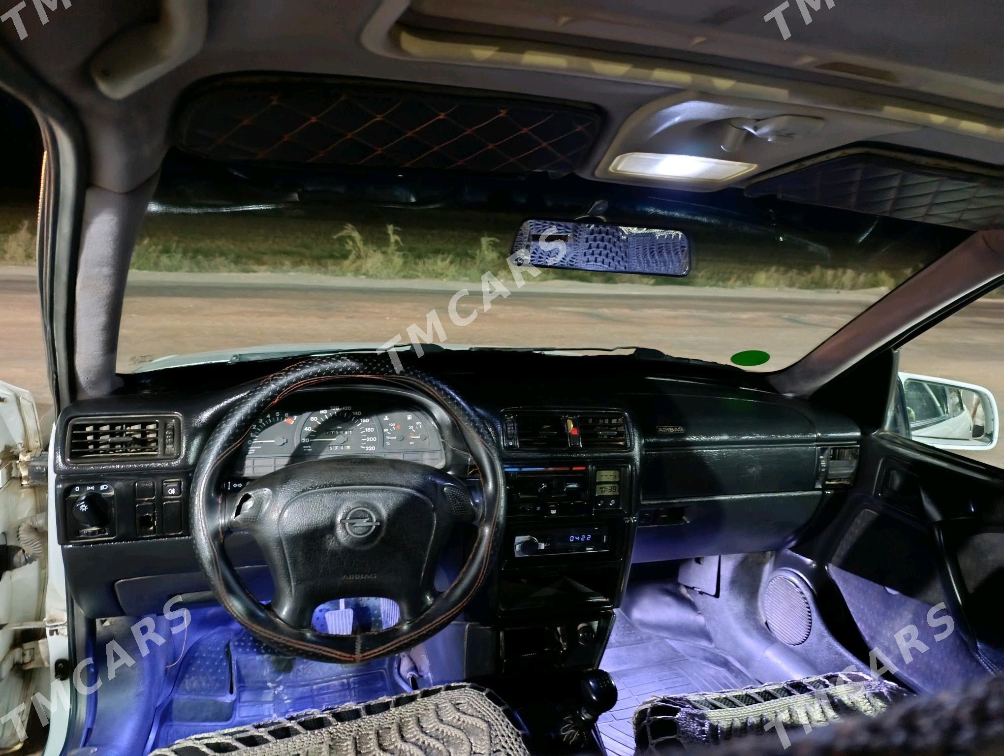Opel Vectra 1995 - 45 000 TMT - Шабатский этрап - img 6