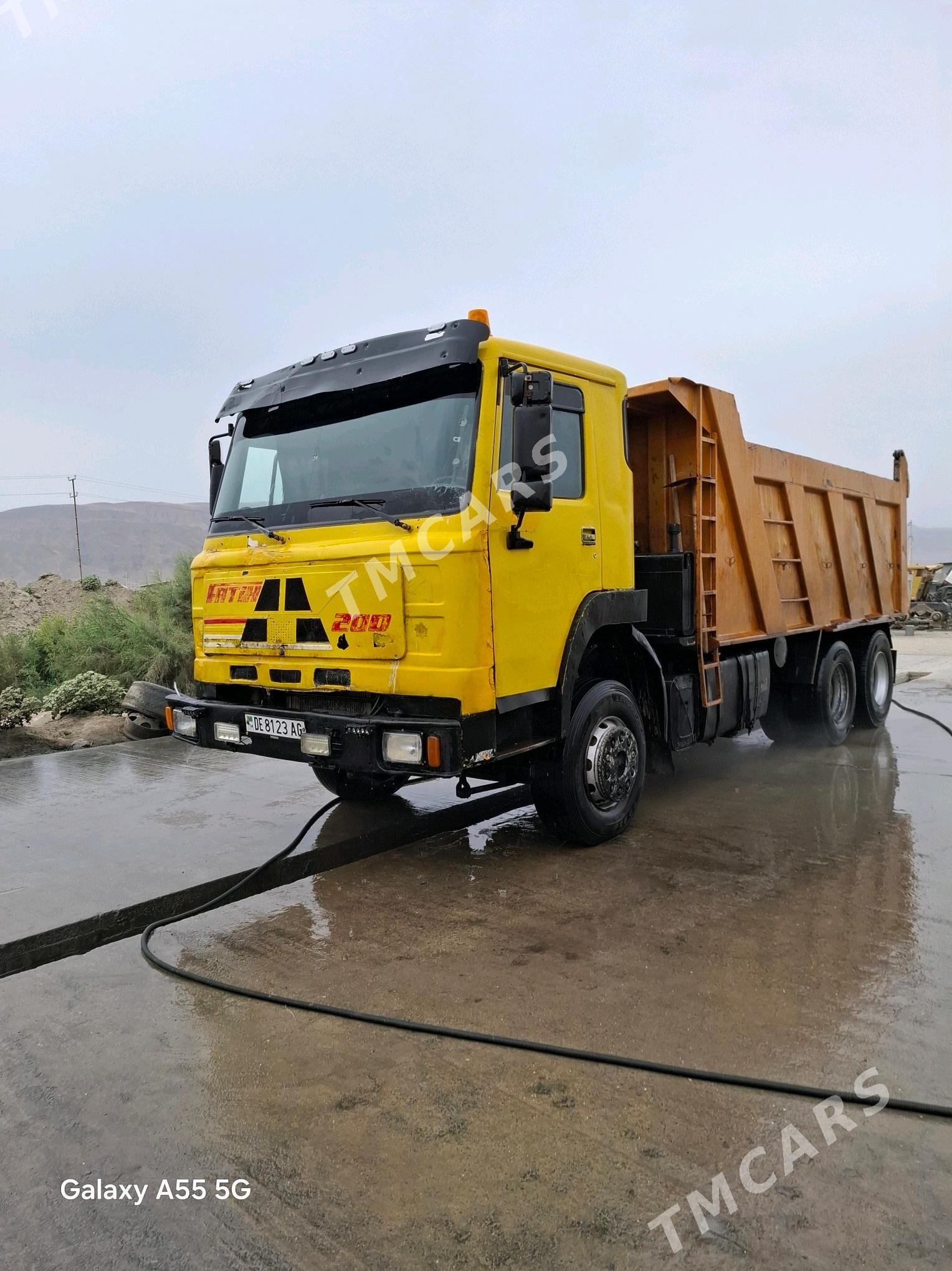 Howo Sinotruk 2012 - 300 000 TMT - Ашхабад - img 2