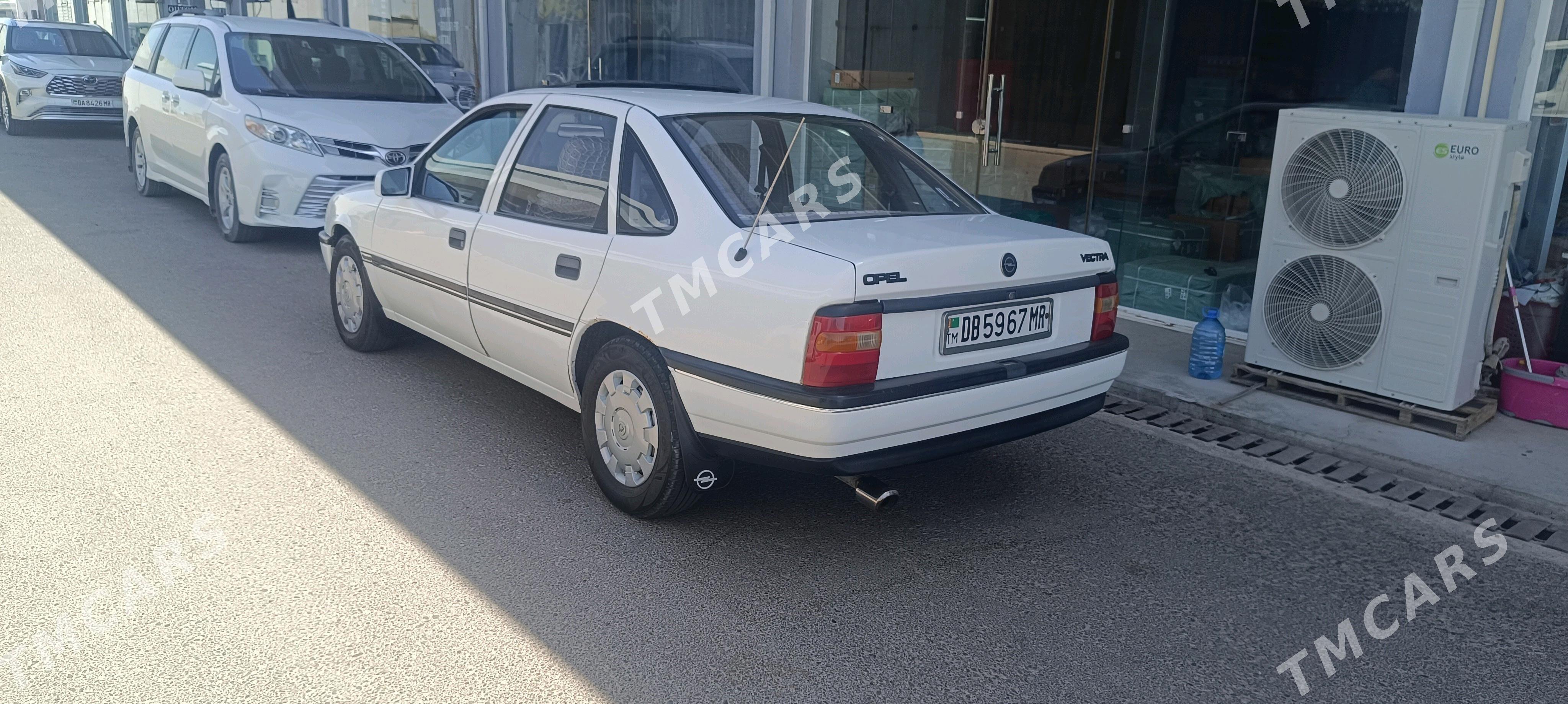 Opel Vectra 1990 - 45 000 TMT - Murgap - img 3