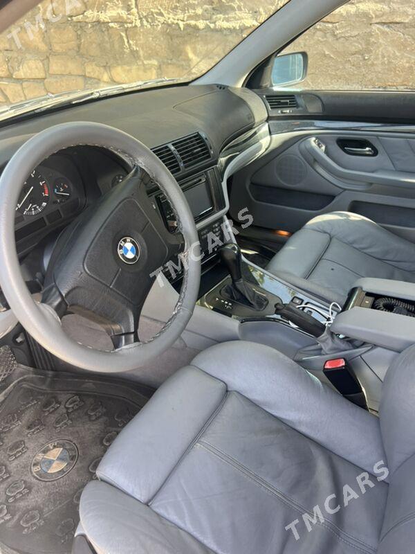 BMW 528 1999 - 110 000 TMT - Türkmenbaşy - img 4