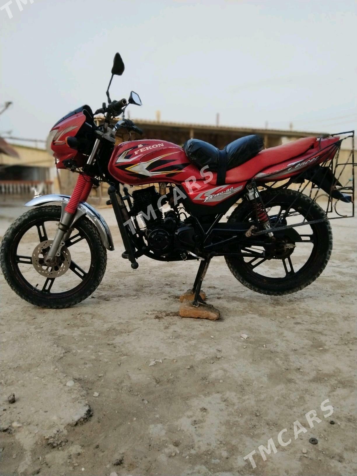Fekon FK200-14G 2013 - 10 400 TMT - Этрек - img 2
