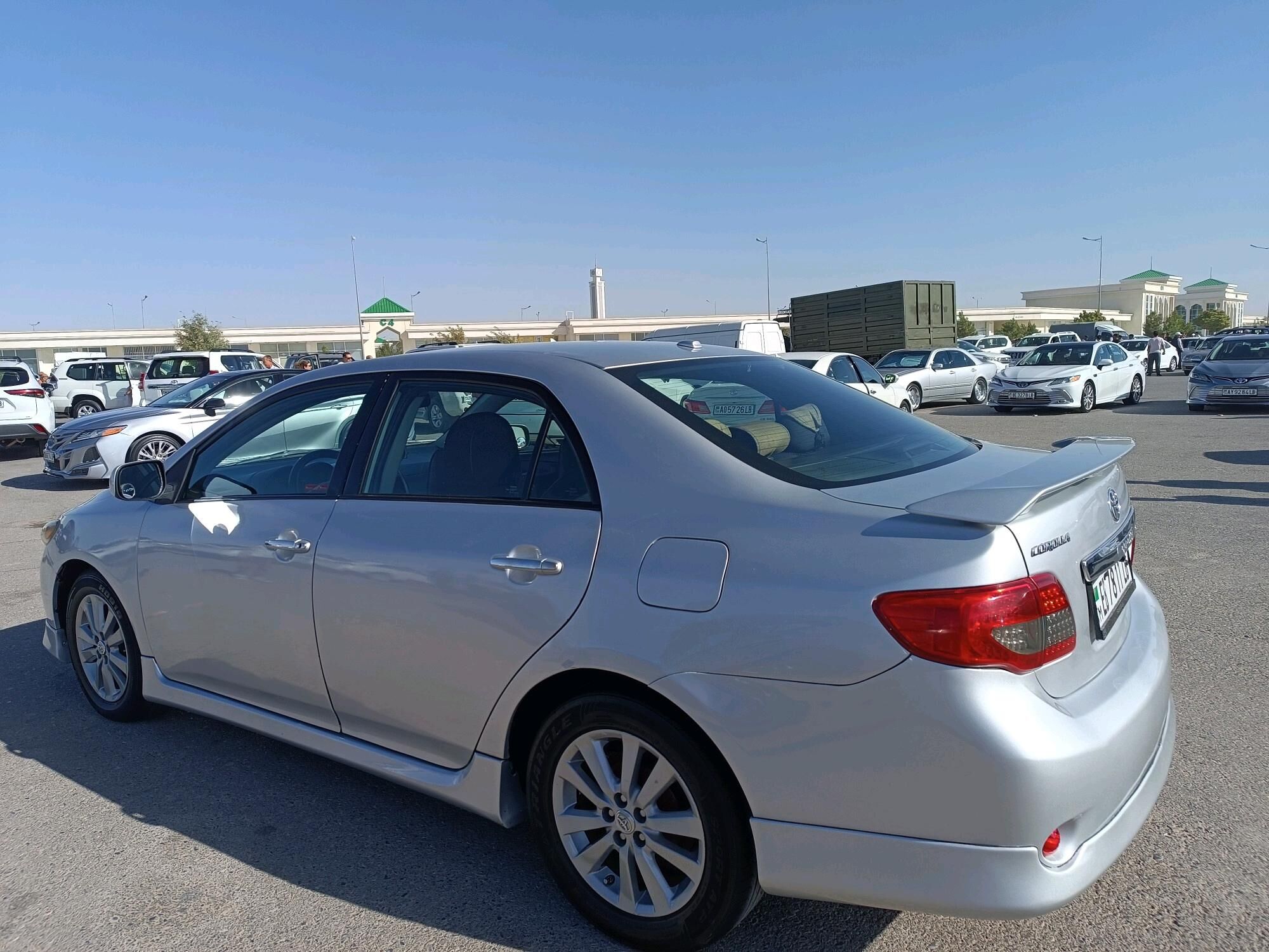 Toyota Corolla 2009 - 135 000 TMT - Туркменабат - img 4