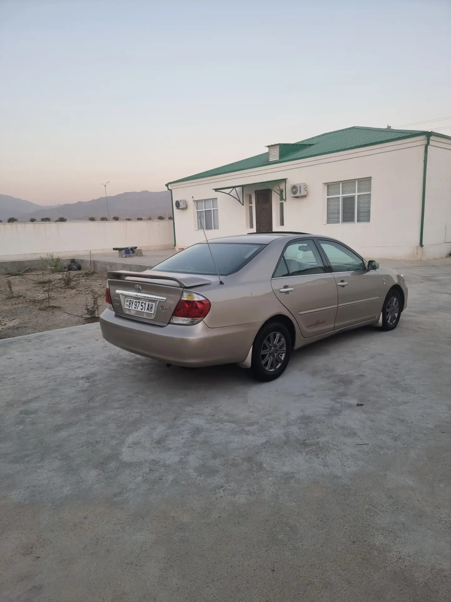 Toyota Camry 2002 - 195 000 TMT - Bäherden - img 6