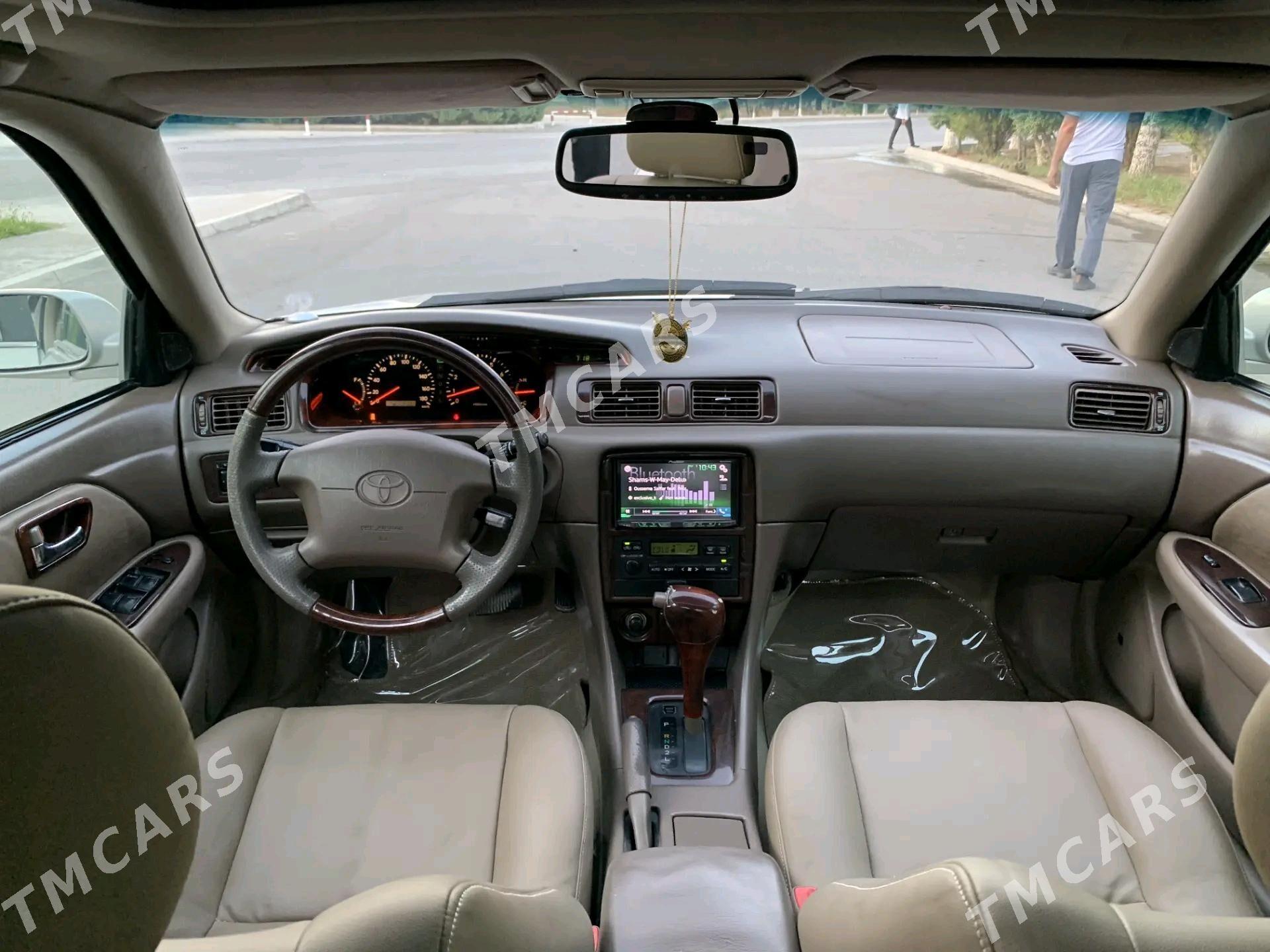 Toyota Camry 2001 - 176 000 TMT - Бахарден - img 4