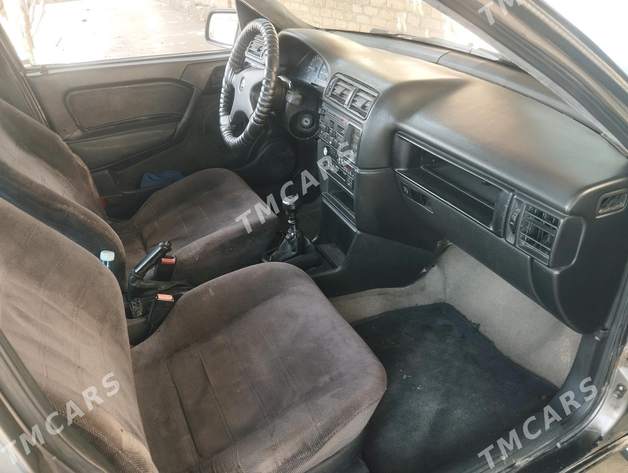 Opel Vectra 1991 - 45 000 TMT - Чарджоу - img 7