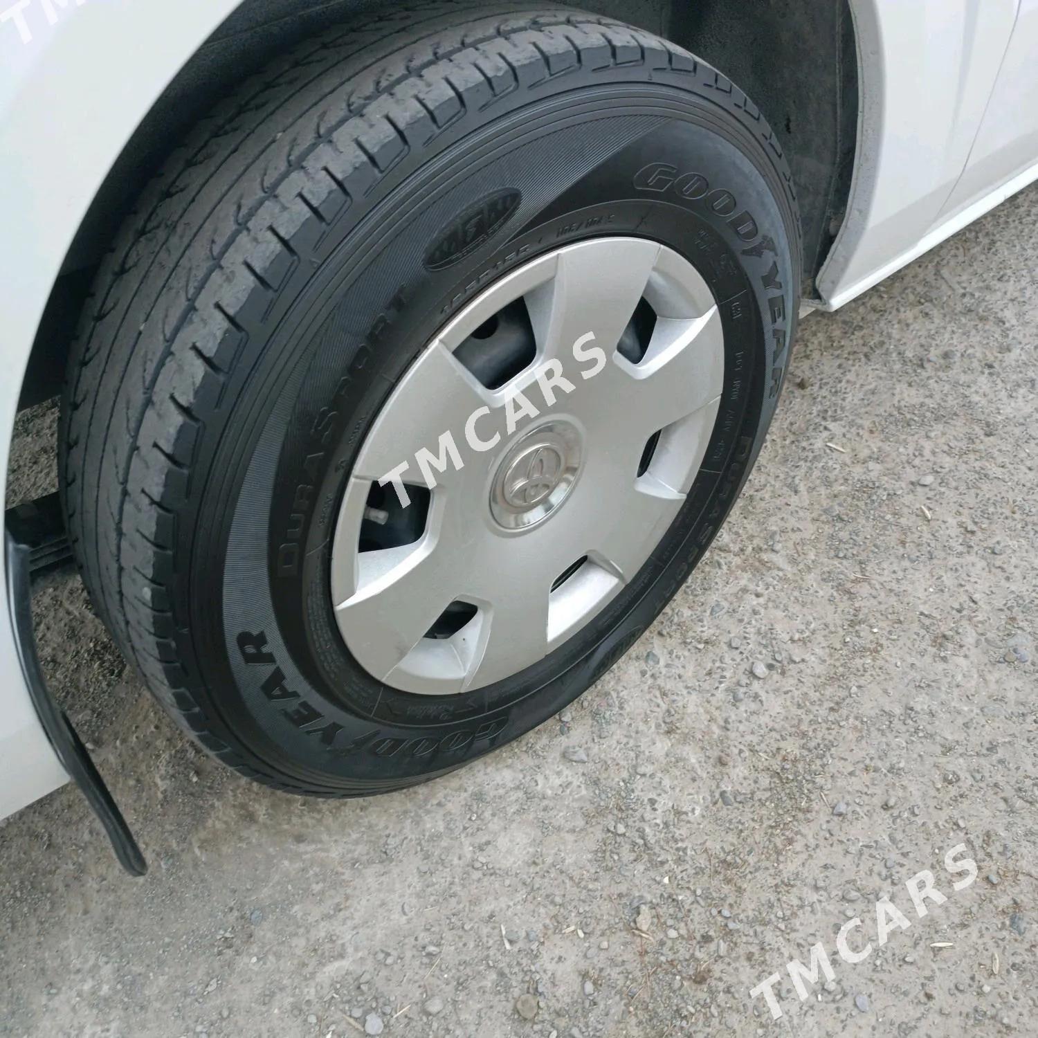 Toyota Hiace 2019 - 280 000 TMT - Aşgabat - img 7