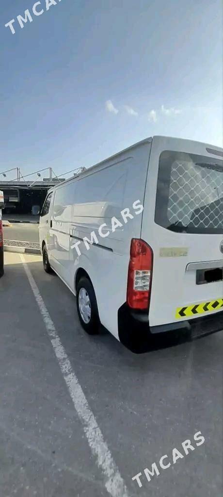 Toyota Hiace 2019 - 280 000 TMT - Aşgabat - img 2