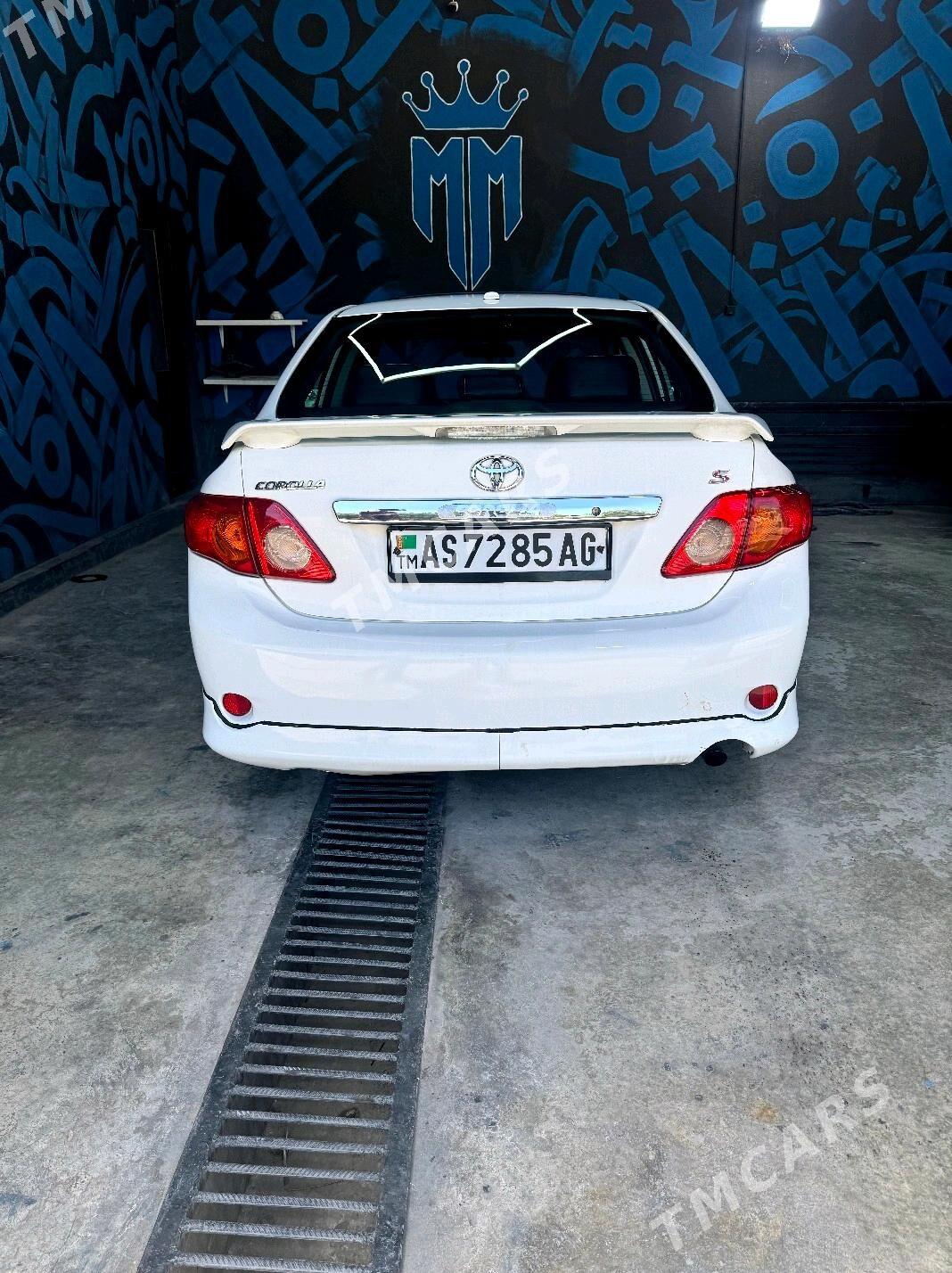 Toyota Corolla 2010 - 150 000 TMT - Aşgabat - img 4