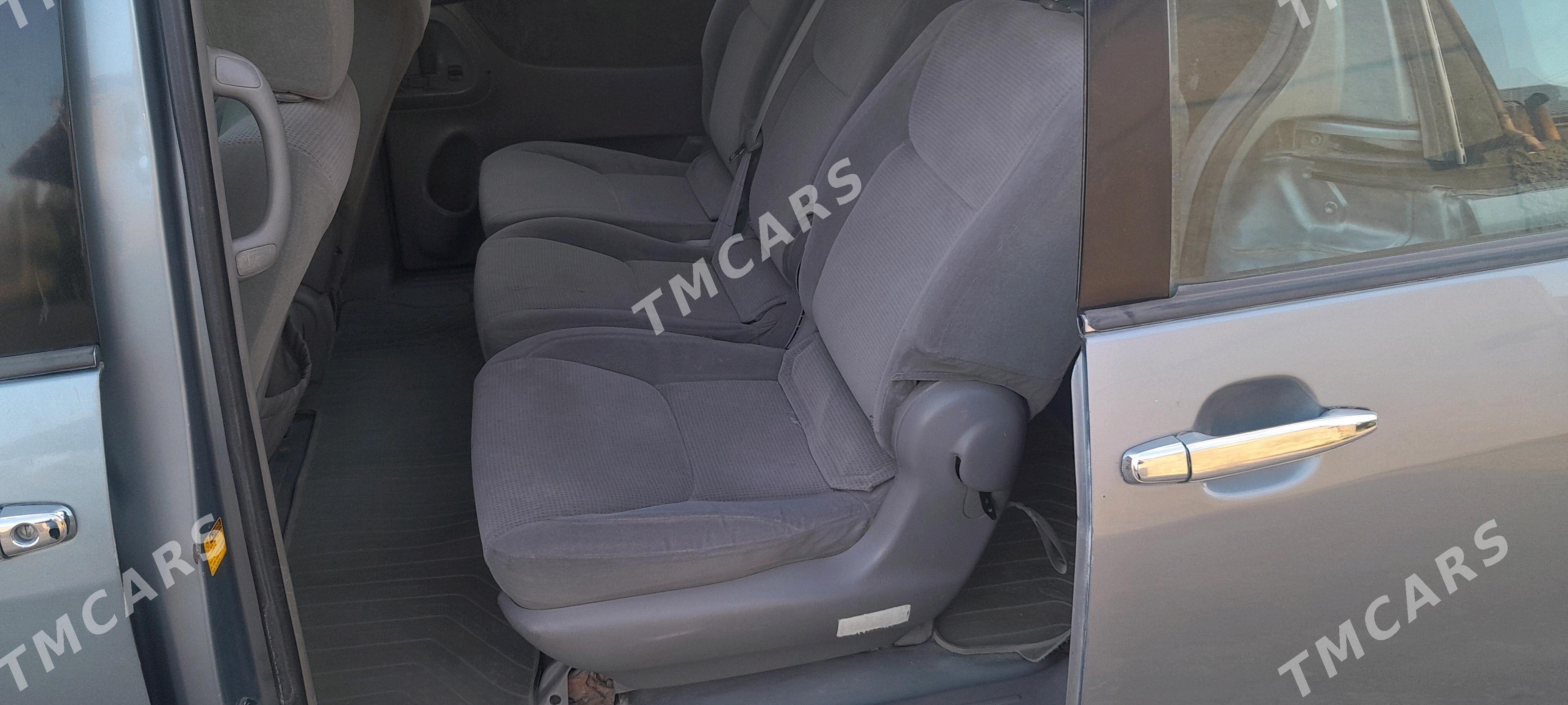 Toyota Sienna 2004 - 190 000 TMT - Койтендаг - img 5