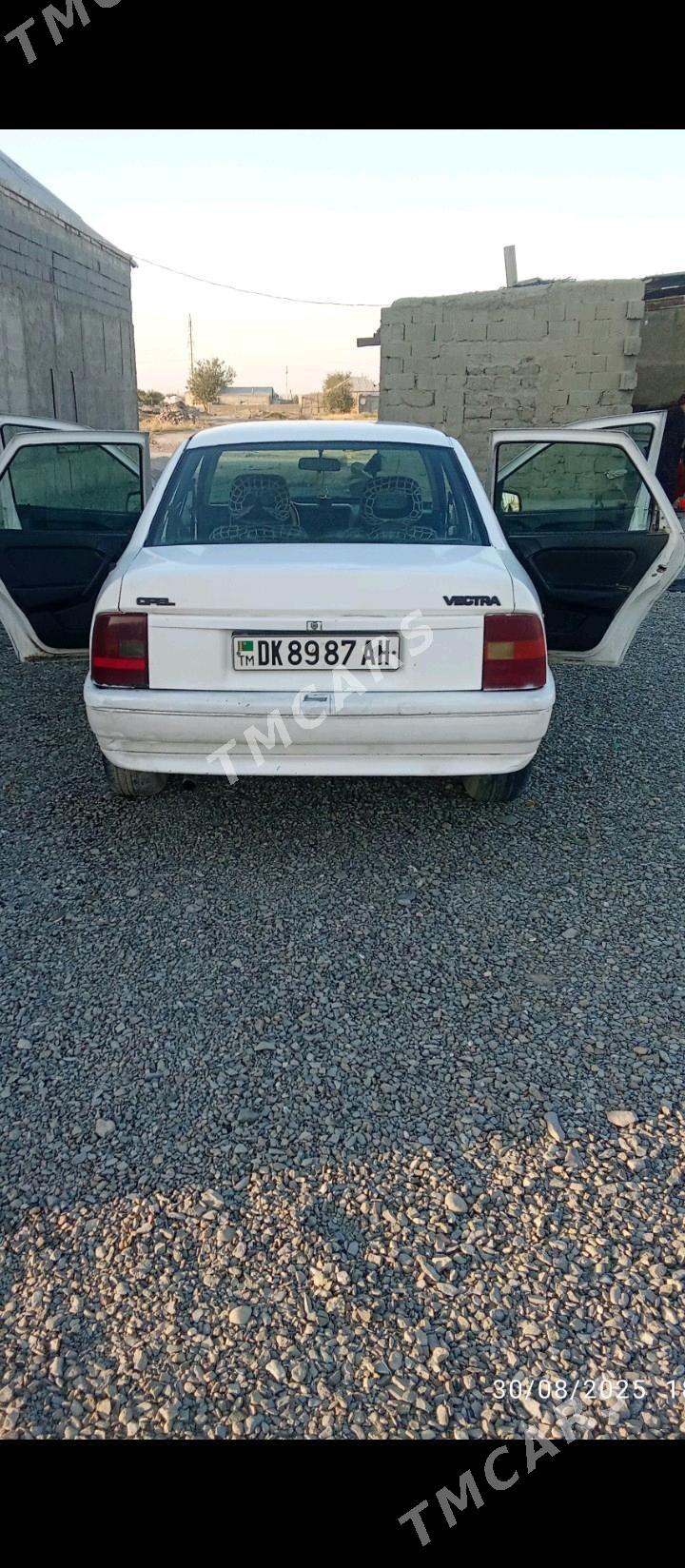Opel Vectra 1991 - 25 000 TMT - Бахарден - img 6
