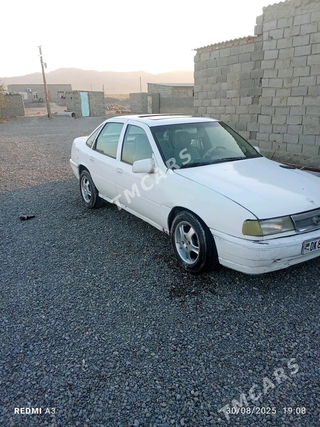 Opel Vectra 1991 - 25 000 TMT - Бахарден - img 7
