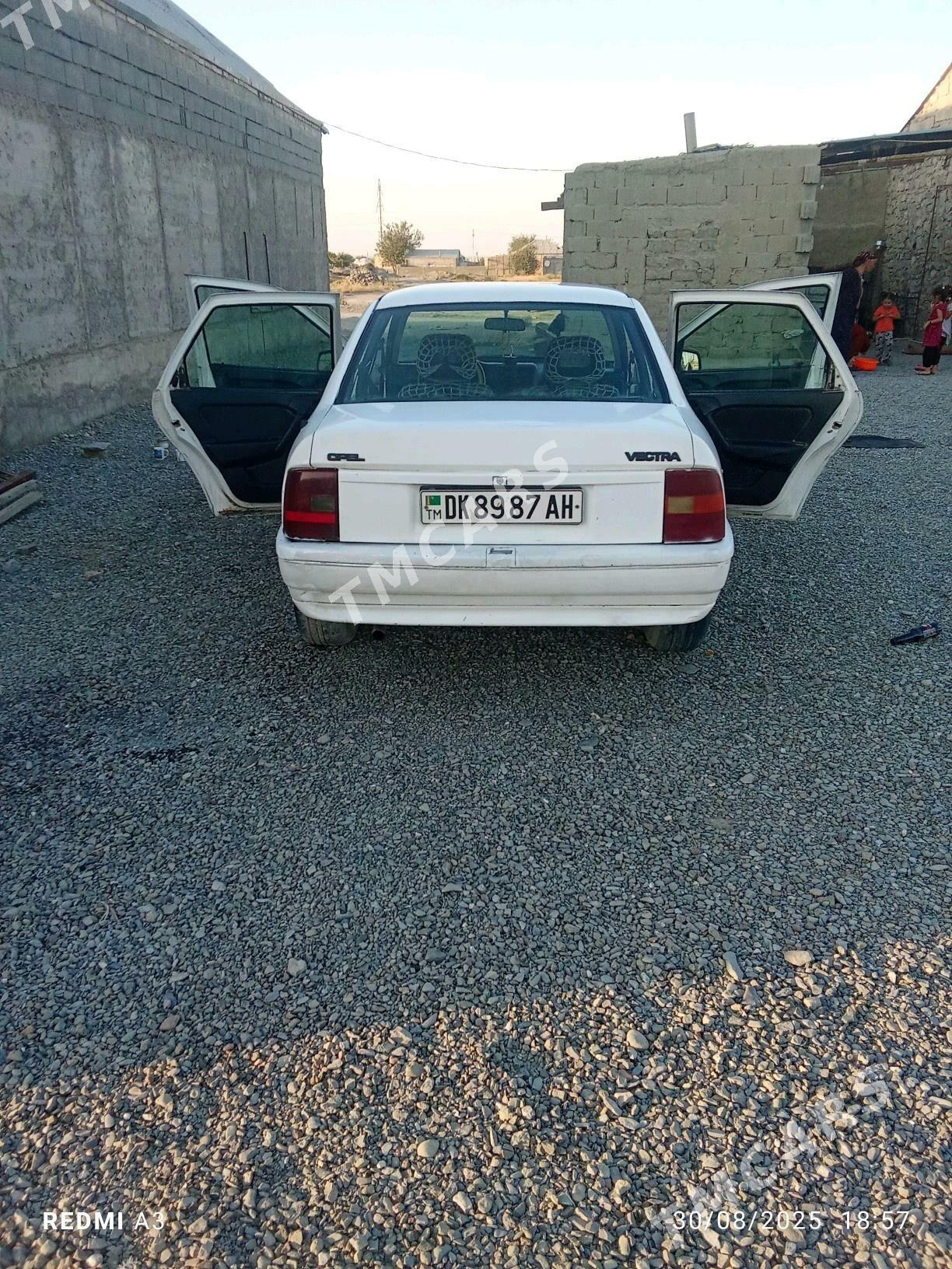 Opel Vectra 1991 - 25 000 TMT - Бахарден - img 2
