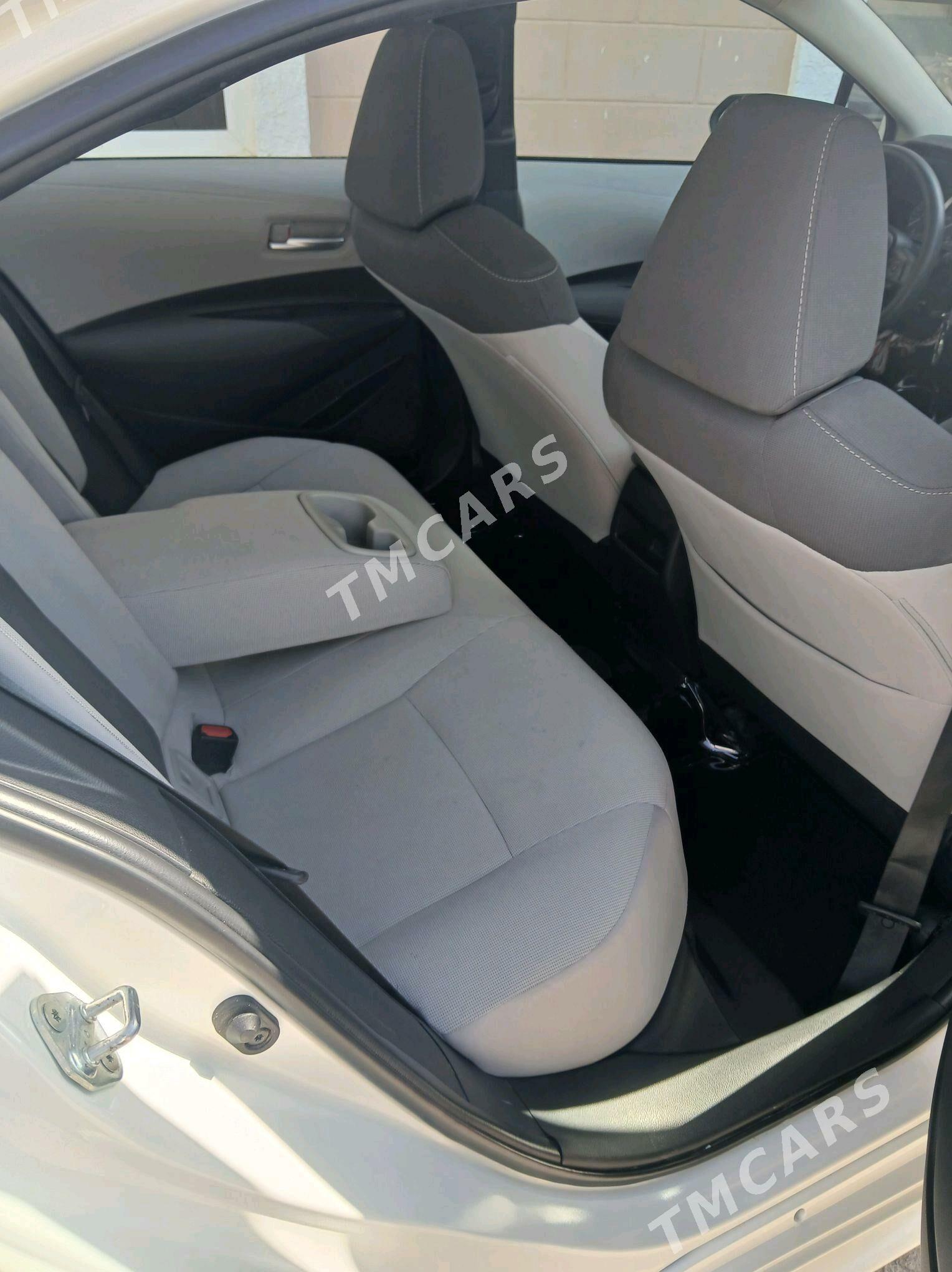 Toyota Corolla 2021 - 225 000 TMT - Büzmeýin - img 9