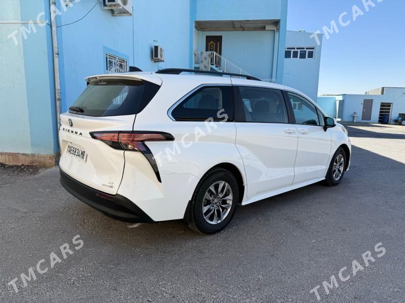 Toyota Sienna 2022 - 470 000 TMT - Мургап - img 3