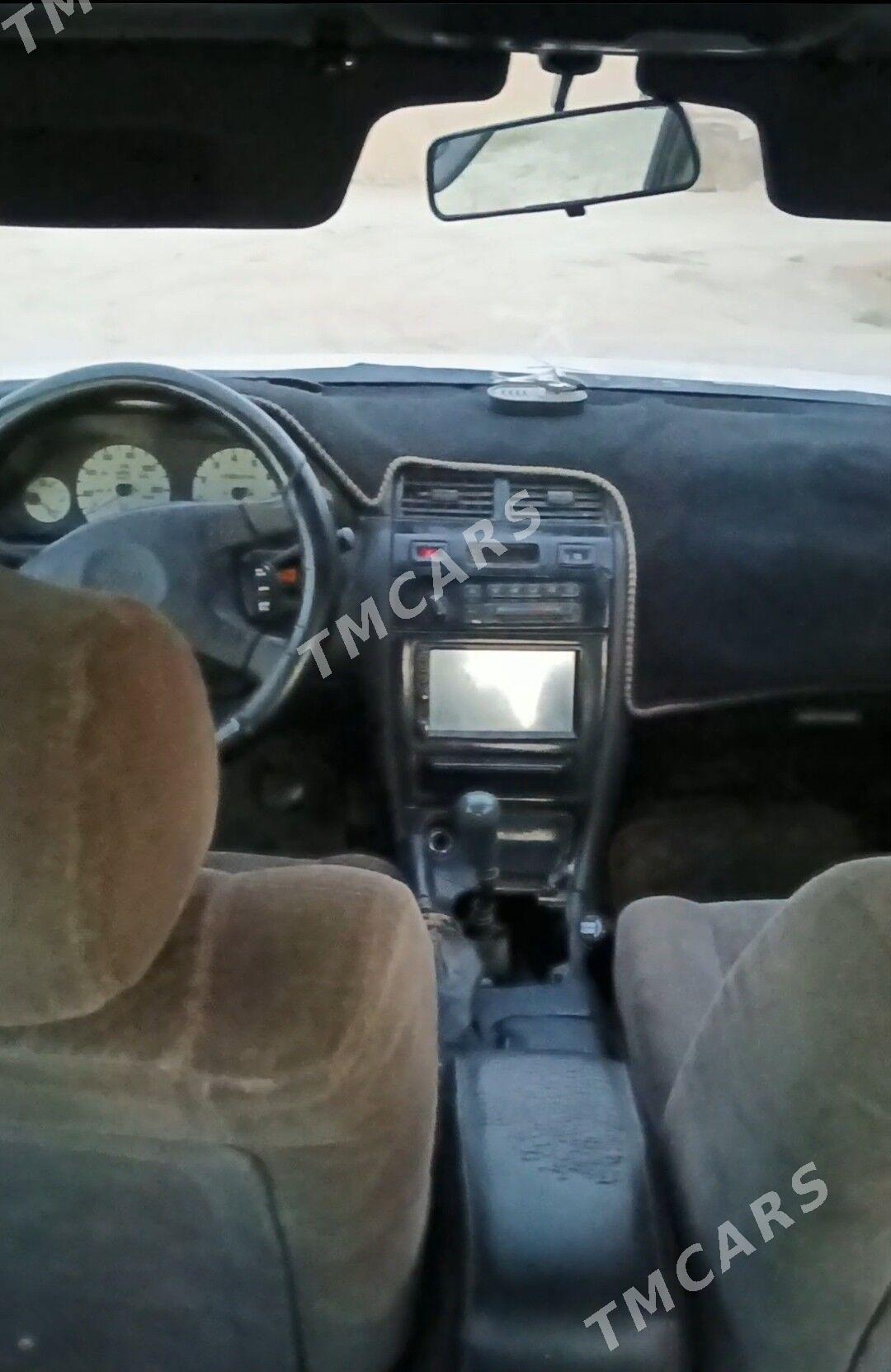 Nissan Maxima 1996 - 40 000 TMT - Gubadag - img 2
