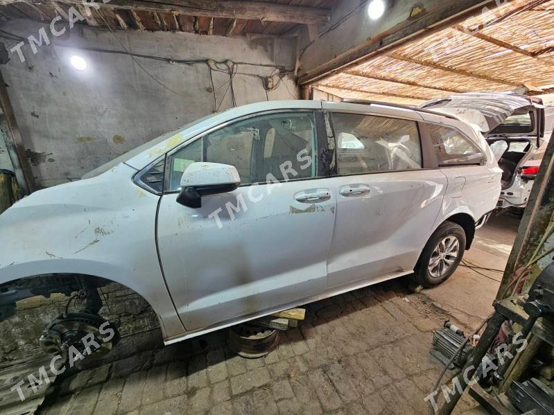 Toyota Sienna 2021 - 270 000 TMT - Мары - img 10