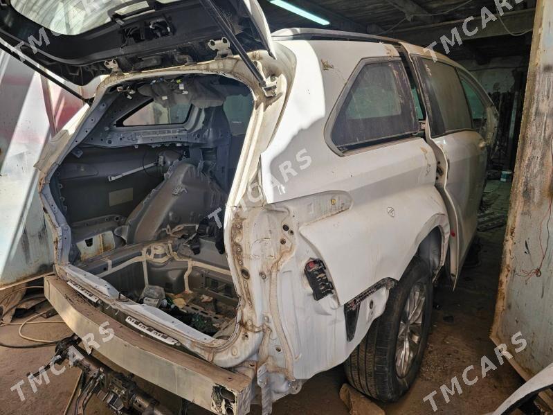 Toyota Sienna 2021 - 270 000 TMT - Мары - img 3